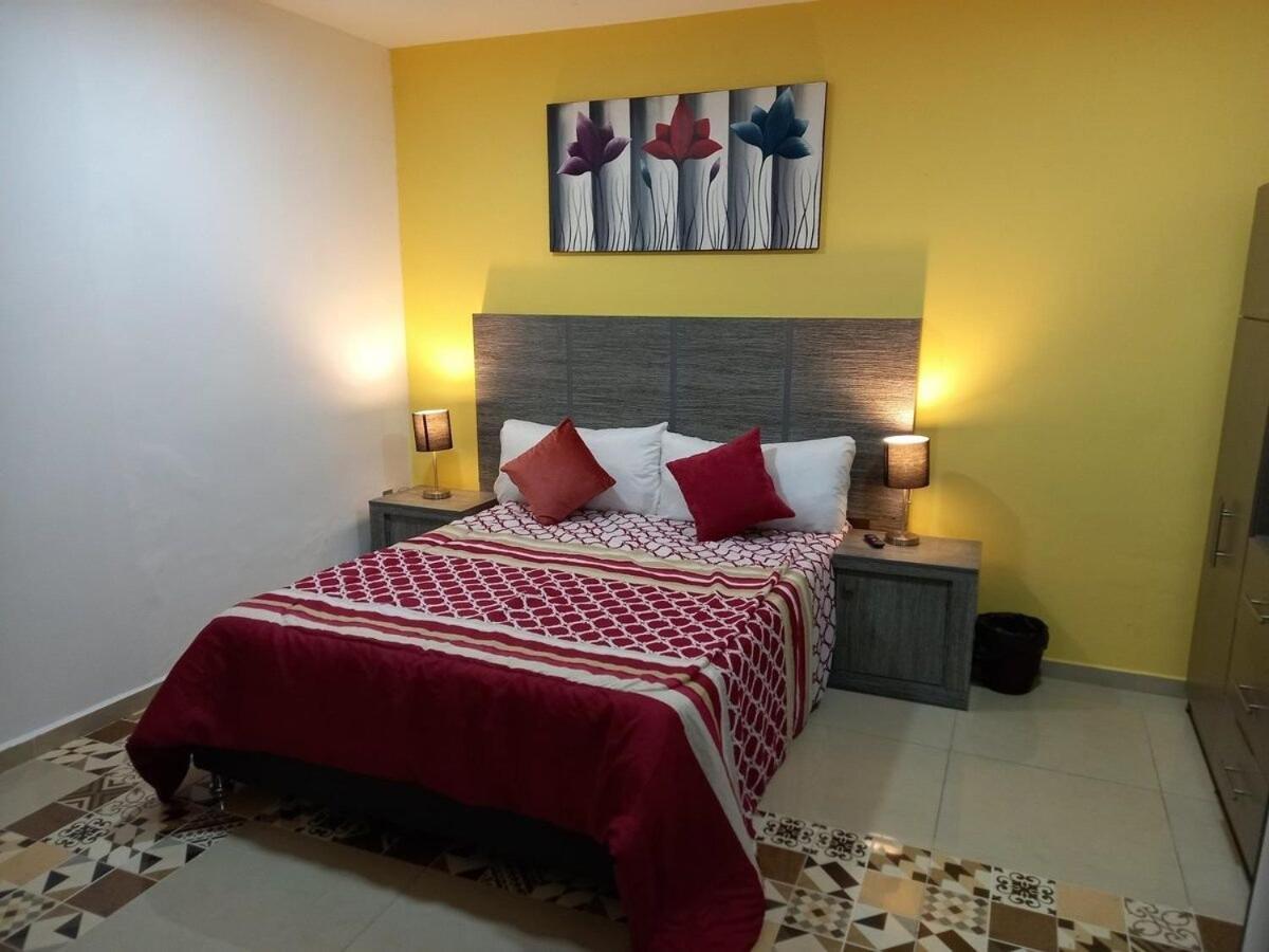Tu Estancia Guadalajara Luaran gambar