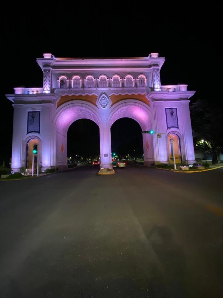 Tu Estancia Guadalajara Luaran gambar